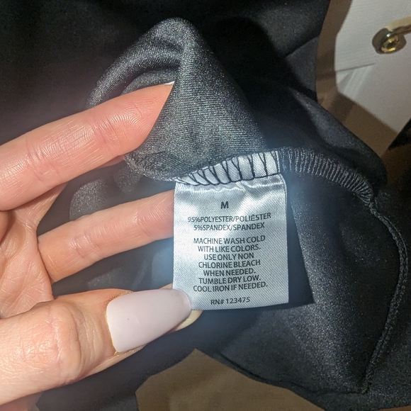 Nwot Textile Elizabeth and James black dress - Picture 3 of 4